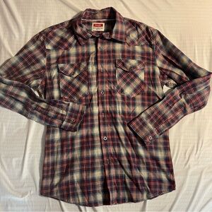 Wrangler Red, Blue & Cream Plaid Button-Up Shirt